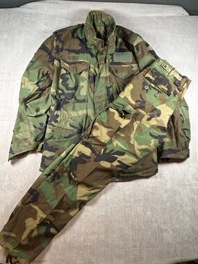 VTG US Air Force Field Jacket & Pants Set BDU Woodland Camo Green Small Regular